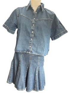 Levis Womens Logan S/S Deim Shirt - Tencel Tinted Times [Siz:XS]