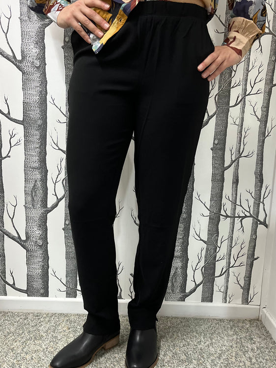 Corfu Womens Streth Soft Pants - Black W2372081 S2282081